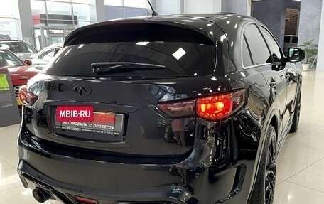 Infiniti QX70, 2013 год, 2 287 000 рублей, 9 фотография