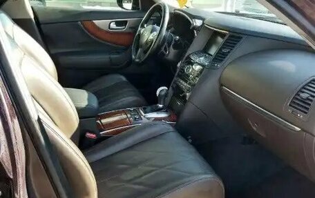Infiniti FX II, 2011 год, 1 850 000 рублей, 9 фотография