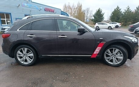 Infiniti FX II, 2011 год, 1 850 000 рублей, 4 фотография