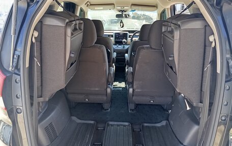 Honda Freed II, 2018 год, 1 575 000 рублей, 4 фотография