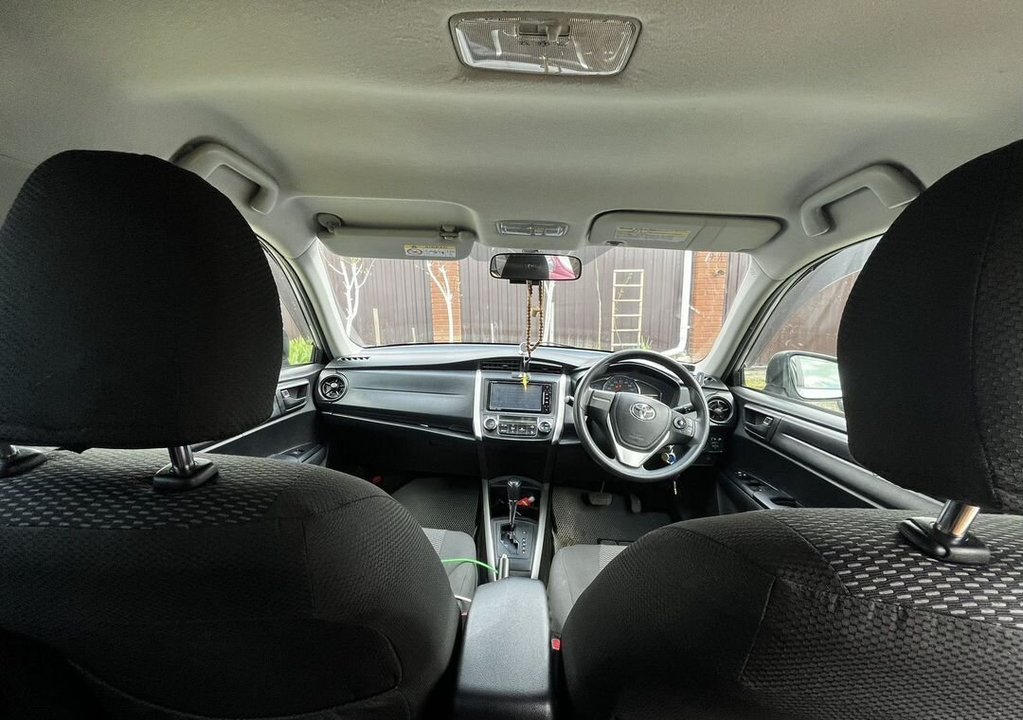 Toyota Corolla Fielder, 2016 год, 1 300 000 рублей, 8 фотография