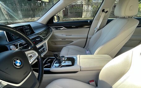 BMW 7 серия, 2016 год, 3 900 000 рублей, 6 фотография
