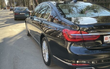 BMW 7 серия, 2016 год, 3 900 000 рублей, 3 фотография