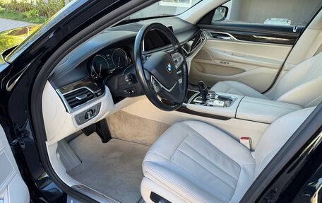 BMW 7 серия, 2016 год, 3 900 000 рублей, 24 фотография