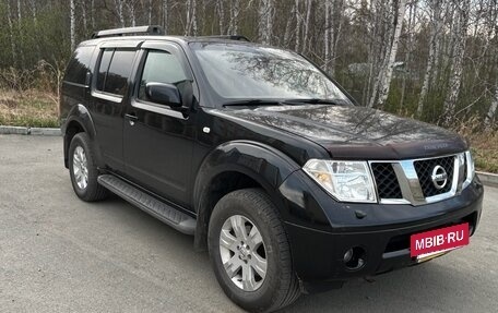 Nissan Pathfinder, 2005 год, 1 155 555 рублей, 2 фотография