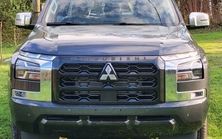 Mitsubishi L200, 2024 год, 5 177 000 рублей, 10 фотография