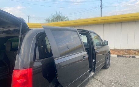 Dodge Caravan V, 2015 год, 1 270 000 рублей, 12 фотография