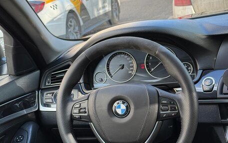 BMW 5 серия, 2011 год, 1 900 000 рублей, 6 фотография