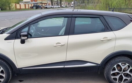 Renault Kaptur I рестайлинг, 2017 год, 1 350 000 рублей, 2 фотография