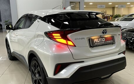 Toyota C-HR I рестайлинг, 2020 год, 2 497 000 рублей, 7 фотография