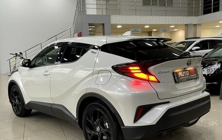 Toyota C-HR I рестайлинг, 2020 год, 2 497 000 рублей, 6 фотография