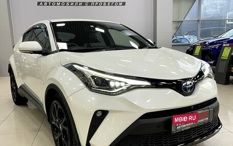 Toyota C-HR I рестайлинг, 2020 год, 2 497 000 рублей, 2 фотография
