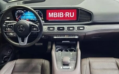 Mercedes-Benz GLS, 2022 год, 9 930 000 рублей, 4 фотография
