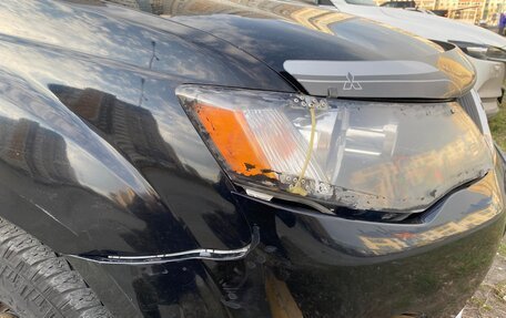 Mitsubishi Outlander III рестайлинг 3, 2008 год, 1 000 000 рублей, 3 фотография