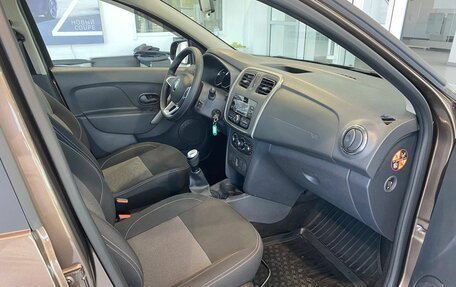 Renault Logan II, 2022 год, 1 310 000 рублей, 13 фотография