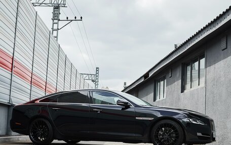 Jaguar XJ IV (X351), 2017 год, 2 180 000 рублей, 2 фотография
