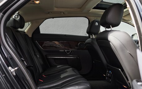 Jaguar XJ IV (X351), 2017 год, 2 180 000 рублей, 10 фотография
