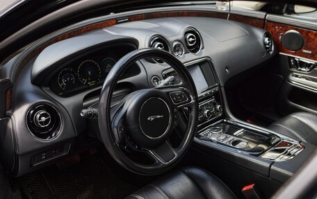 Jaguar XJ IV (X351), 2017 год, 2 180 000 рублей, 9 фотография