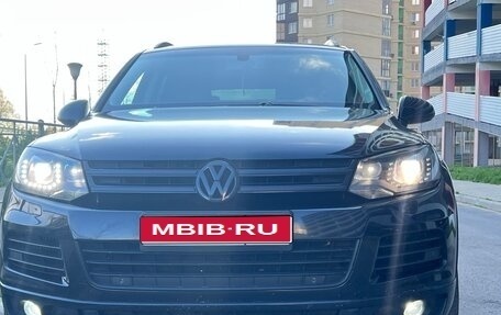 Volkswagen Touareg III, 2013 год, 2 240 000 рублей, 1 фотография