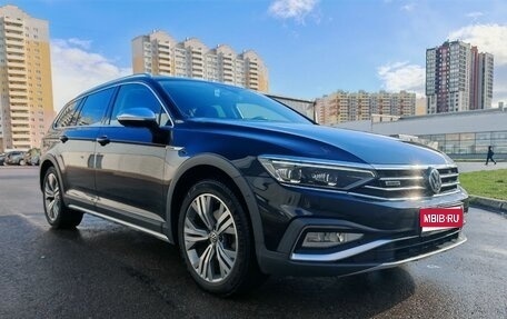 Volkswagen Passat B8 рестайлинг, 2019 год, 3 900 000 рублей, 1 фотография