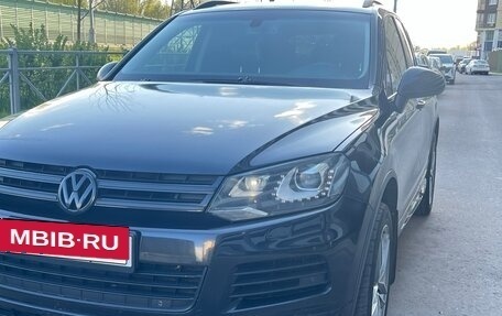 Volkswagen Touareg III, 2013 год, 2 240 000 рублей, 2 фотография