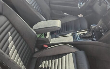 Volkswagen Passat B8 рестайлинг, 2019 год, 3 900 000 рублей, 9 фотография