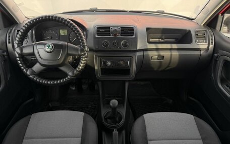 Skoda Fabia II, 2010 год, 630 000 рублей, 7 фотография