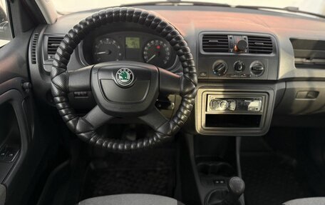 Skoda Fabia II, 2010 год, 630 000 рублей, 8 фотография