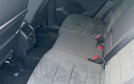 Volkswagen Tiguan II, 2019 год, 3 250 000 рублей, 15 фотография
