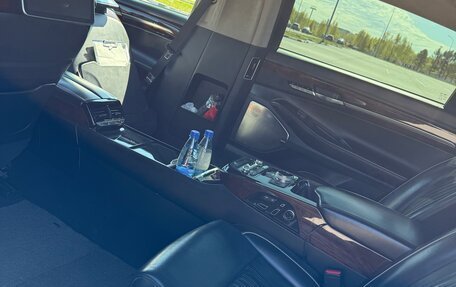 Genesis G90 I рестайлинг, 2016 год, 2 400 000 рублей, 12 фотография