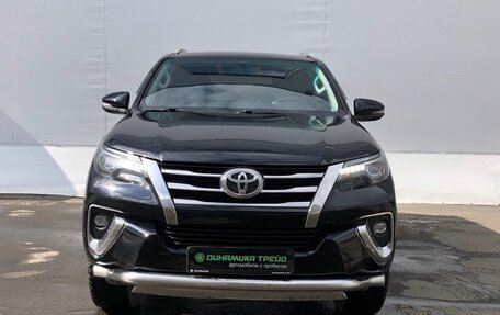 Toyota Fortuner II, 2017 год, 2 920 000 рублей, 2 фотография