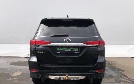 Toyota Fortuner II, 2017 год, 2 920 000 рублей, 6 фотография