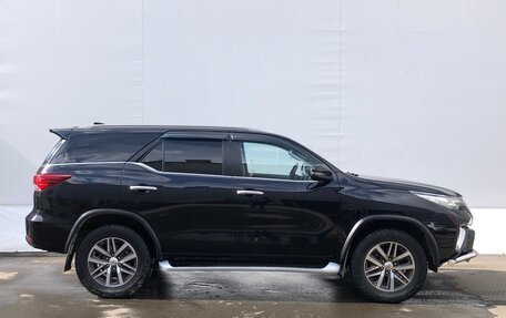 Toyota Fortuner II, 2017 год, 2 920 000 рублей, 4 фотография