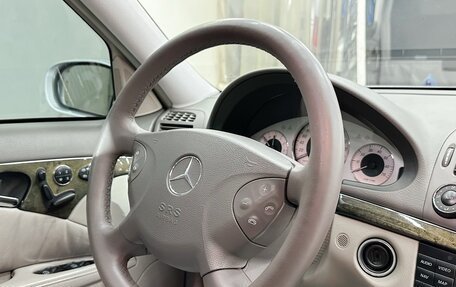 Mercedes-Benz E-Класс, 2003 год, 850 000 рублей, 11 фотография