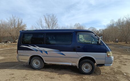 Toyota HiAce H100, 1996 год, 250 000 рублей, 6 фотография