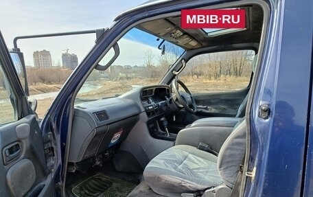 Toyota HiAce H100, 1996 год, 250 000 рублей, 10 фотография