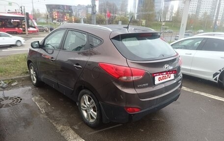 Hyundai ix35 I рестайлинг, 2013 год, 1 000 000 рублей, 5 фотография
