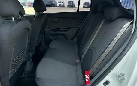 KIA Rio II, 2011 год, 700 000 рублей, 12 фотография