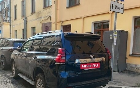 Toyota Land Cruiser Prado 150 рестайлинг 2, 2019 год, 5 650 000 рублей, 2 фотография