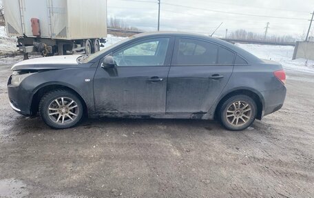 Chevrolet Cruze II, 2011 год, 410 000 рублей, 5 фотография