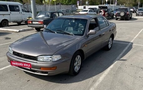 Toyota Camry, 1995 год, 570 000 рублей, 8 фотография