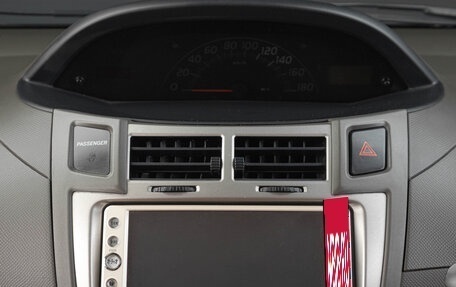 Toyota Vitz, 2009 год, 699 000 рублей, 12 фотография