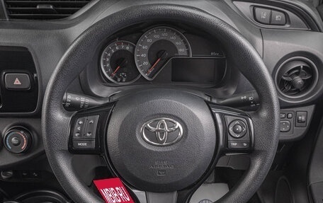 Toyota Vitz, 2019 год, 1 399 000 рублей, 12 фотография