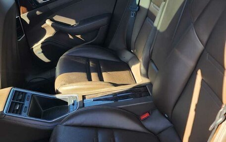 Porsche Panamera II рестайлинг, 2017 год, 4 700 000 рублей, 9 фотография