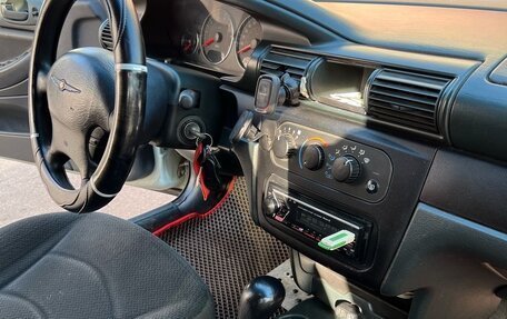 Chrysler Sebring II, 2004 год, 215 000 рублей, 11 фотография