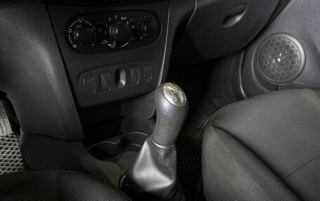 Renault Logan II, 2014 год, 605 300 рублей, 7 фотография