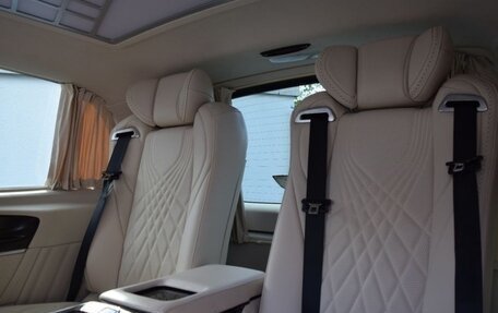 Mercedes-Benz V-Класс, 2025 год, 19 800 000 рублей, 14 фотография