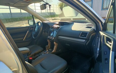 Subaru Forester, 2015 год, 1 850 000 рублей, 10 фотография