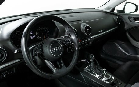 Audi A3, 2019 год, 2 089 898 рублей, 11 фотография