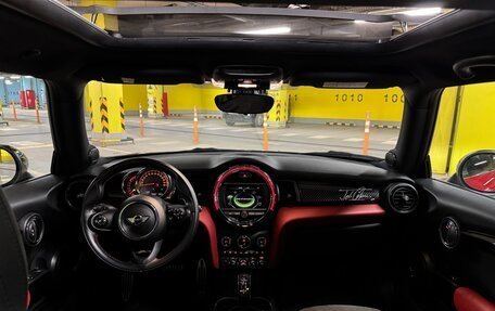 MINI Hatch, 2018 год, 2 690 000 рублей, 29 фотография